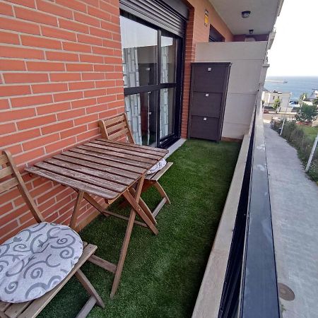 Precioso Apartamento Con Terraza, Pistas De Padel Y Piscinas Apartment กาสโตร-อูร์เดียเลส ภายนอก รูปภาพ