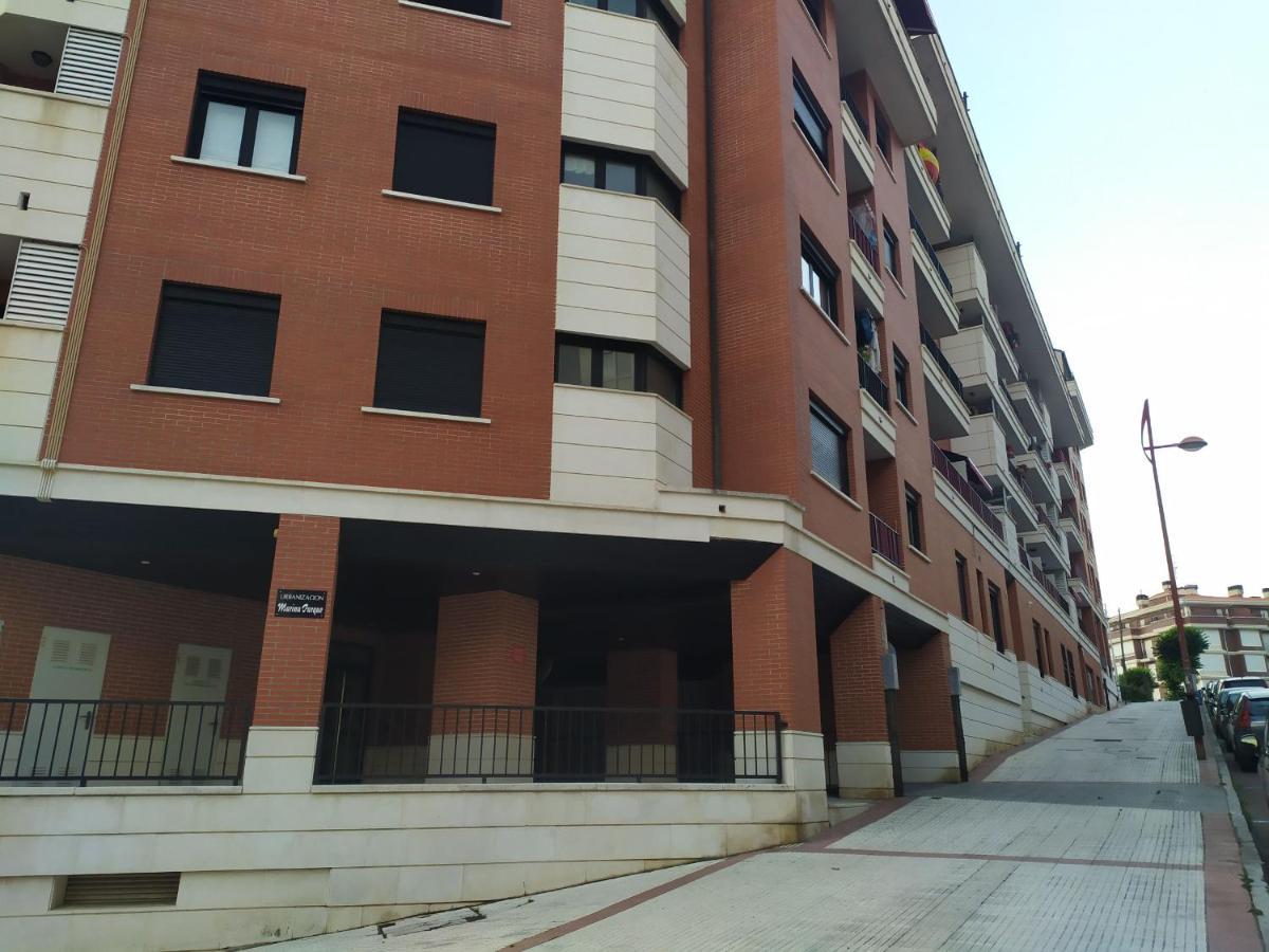 Precioso Apartamento Con Terraza, Pistas De Padel Y Piscinas Apartment กาสโตร-อูร์เดียเลส ภายนอก รูปภาพ